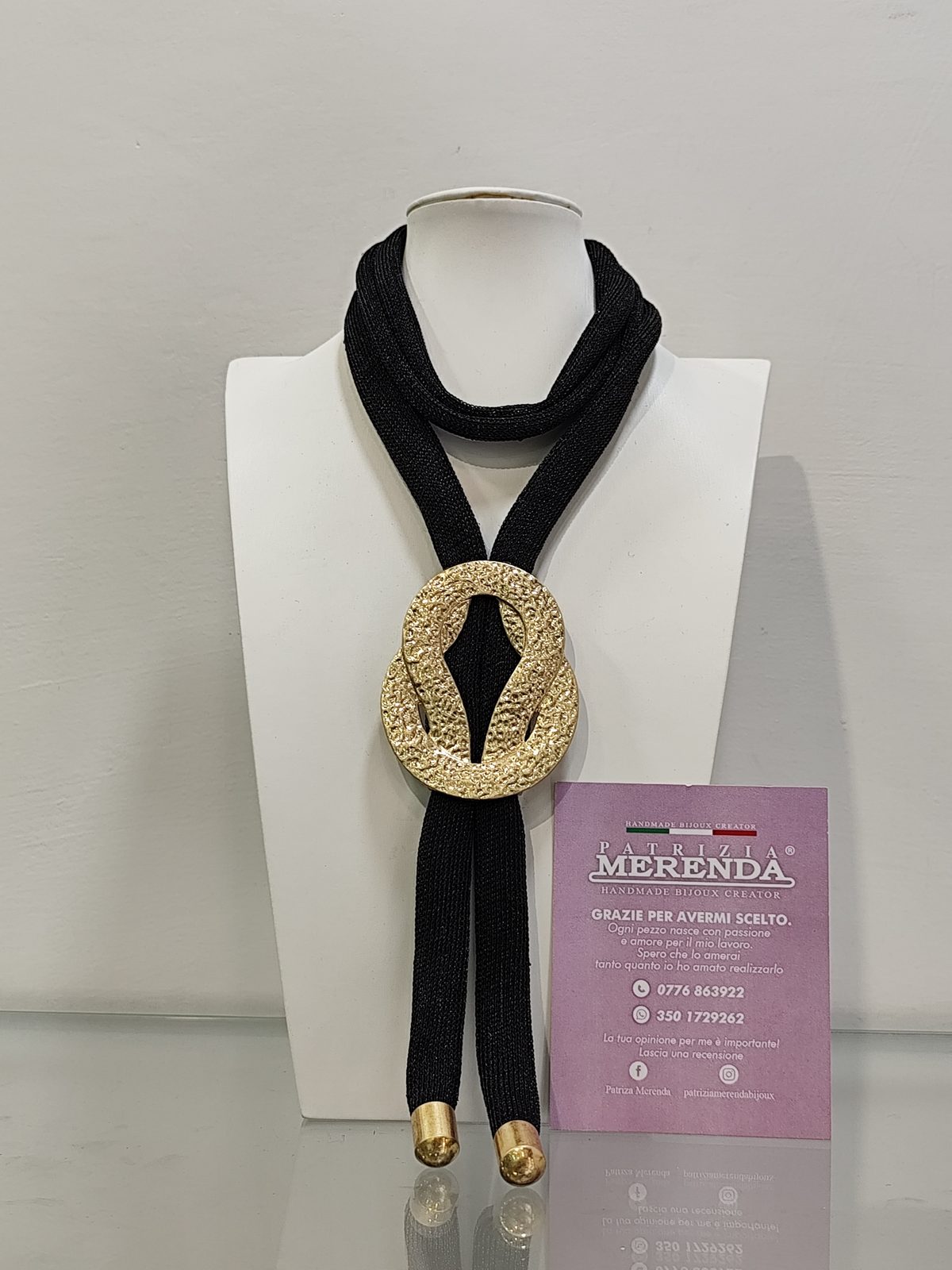 Collana con centrale in ottone