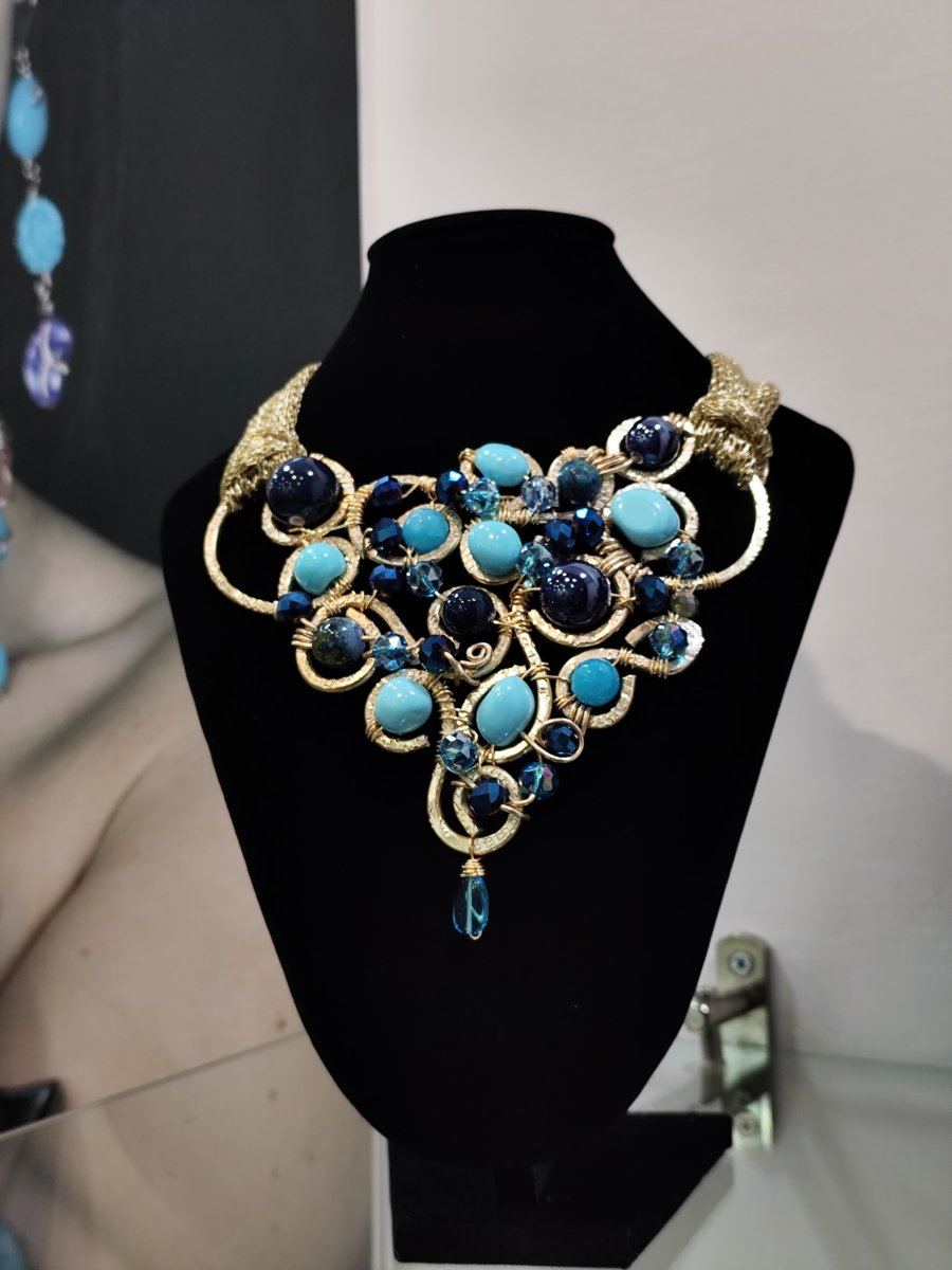 Collana pettorale in alluminio anodizzato
