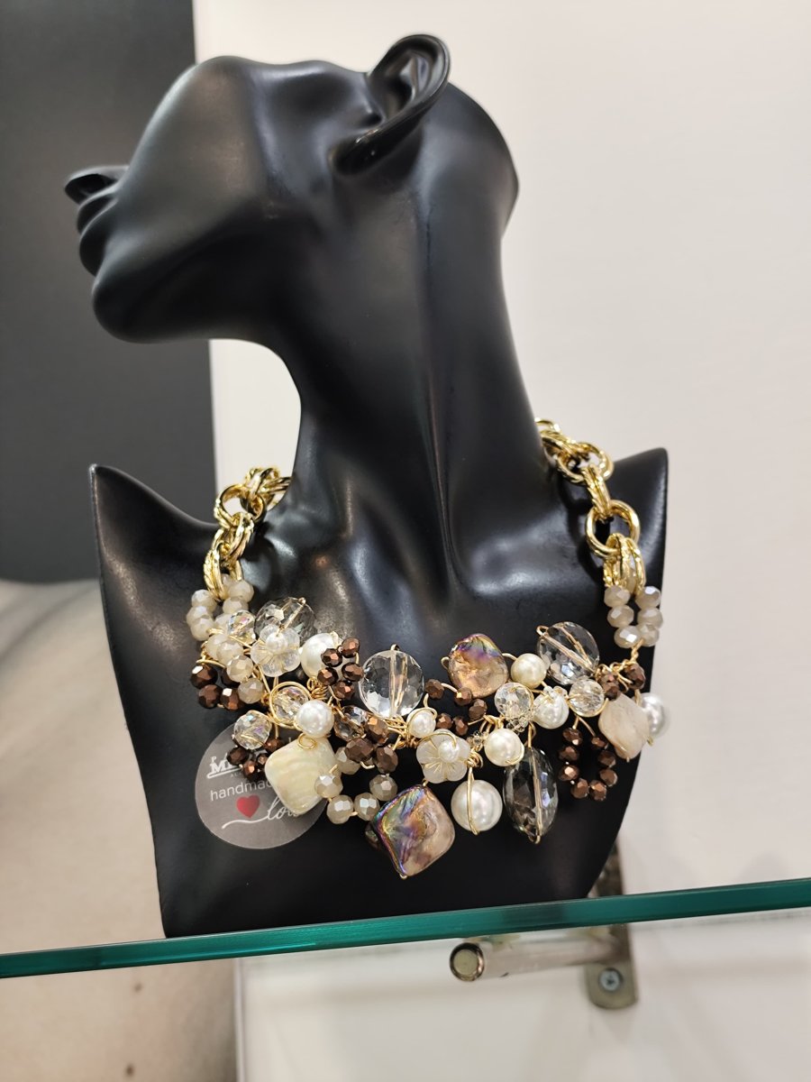 Collana toni avorio e marrone