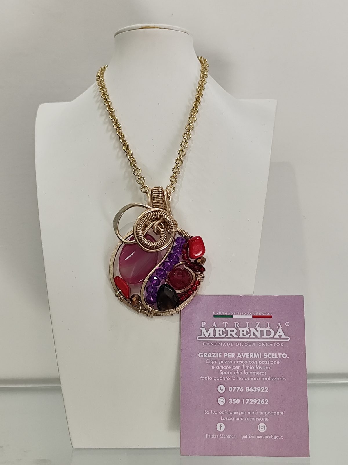 Collana con pendete in alluminio