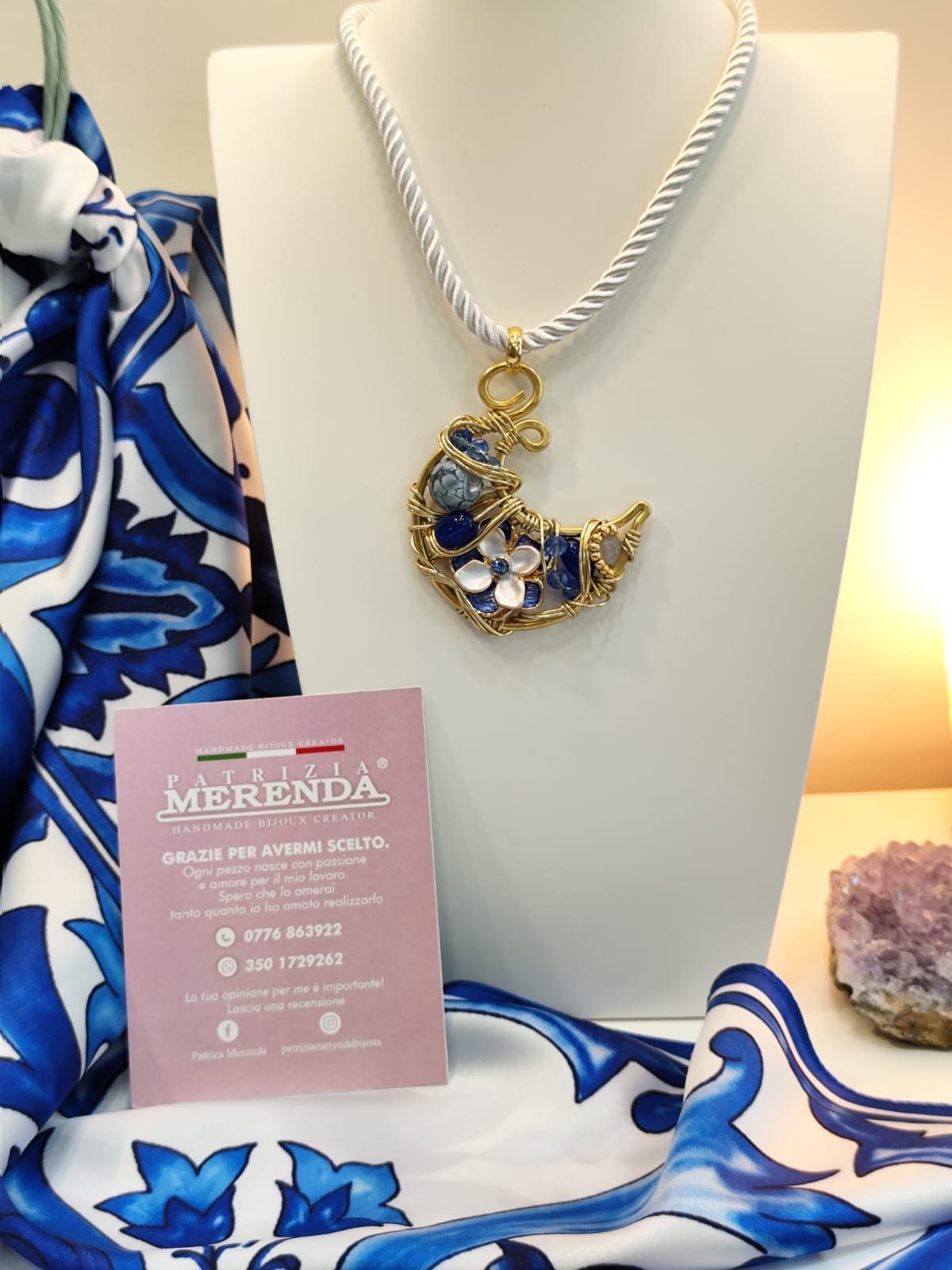 Collana luna blu