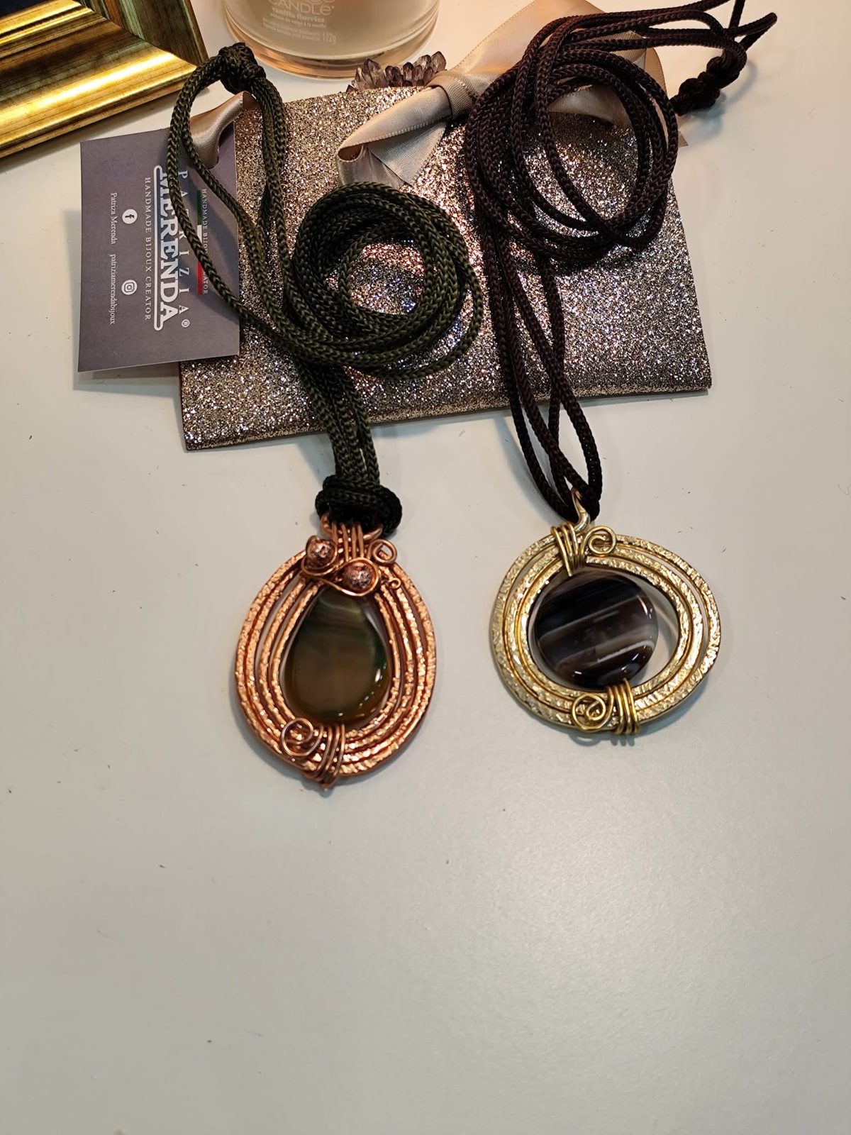 Collana spirale con pietra dura
