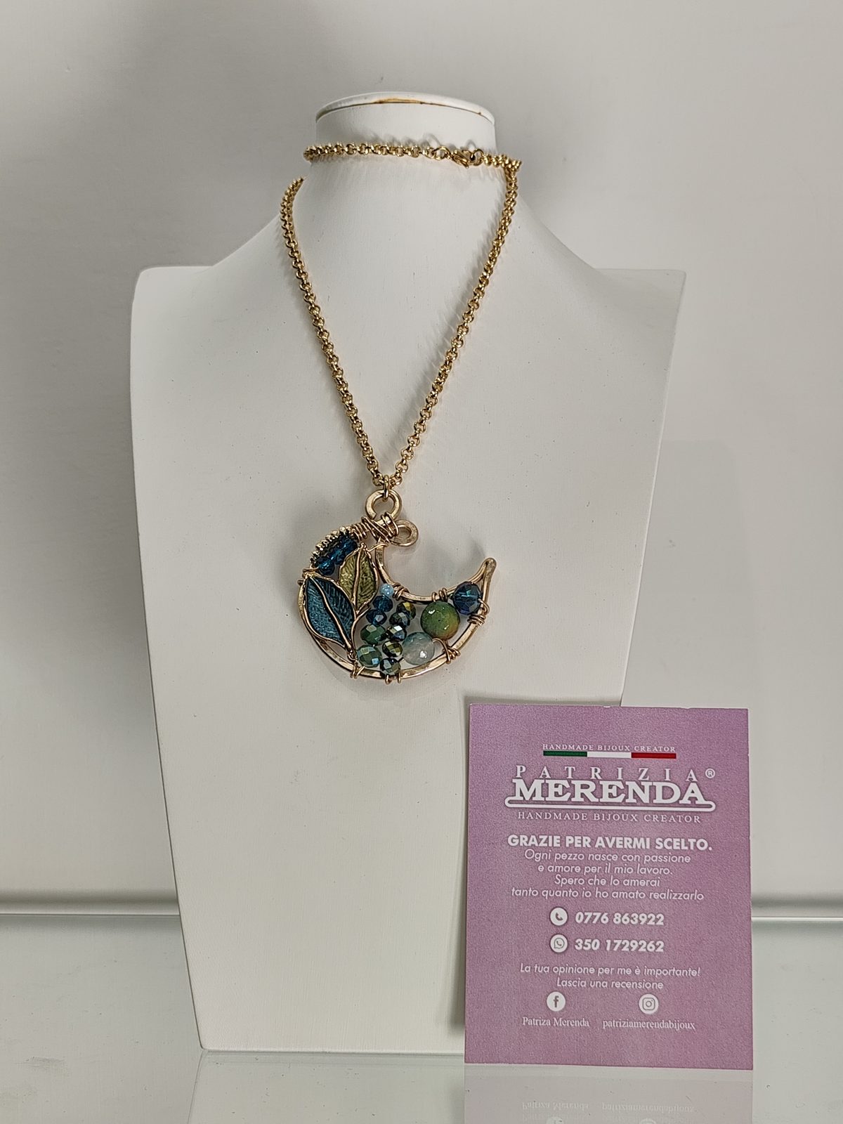 Collana con pendente a luna