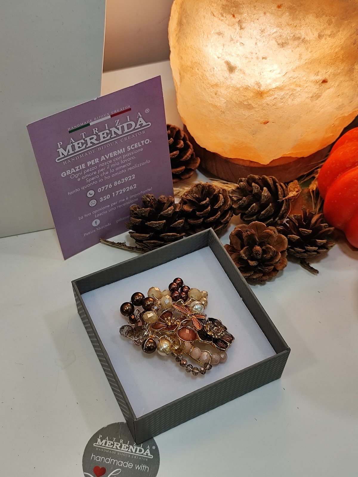 Spilla con cristalli