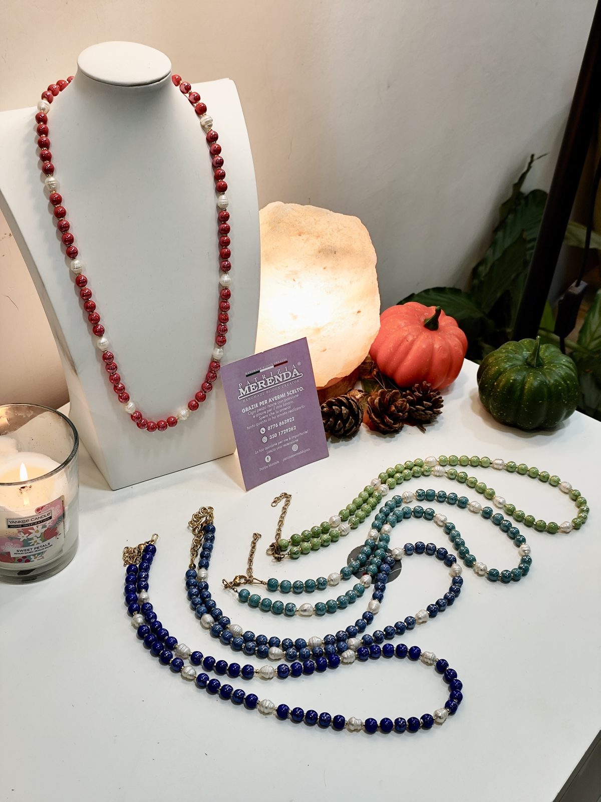 Collane con perle di ceramica