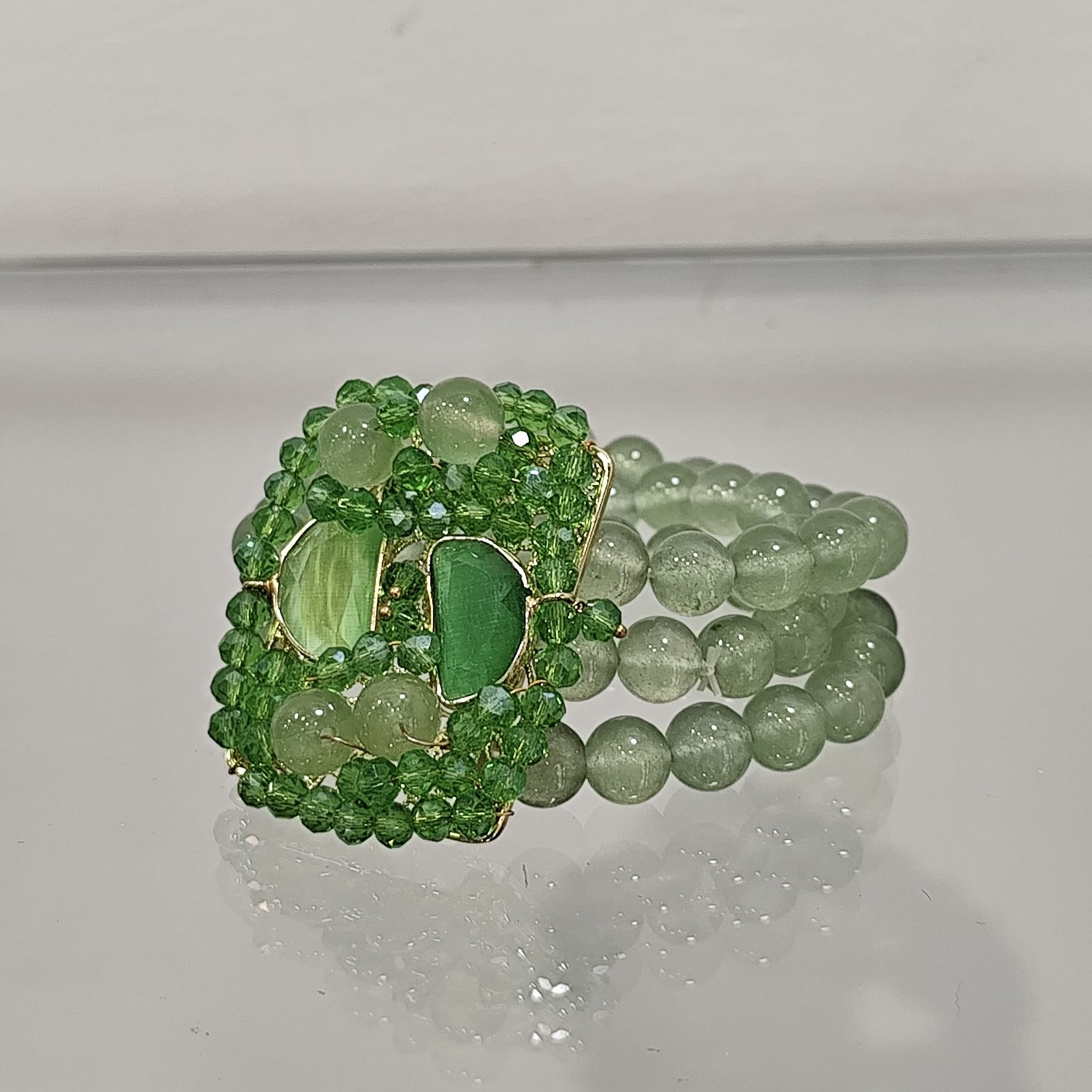 Bracciale con pietre occhio di gatto