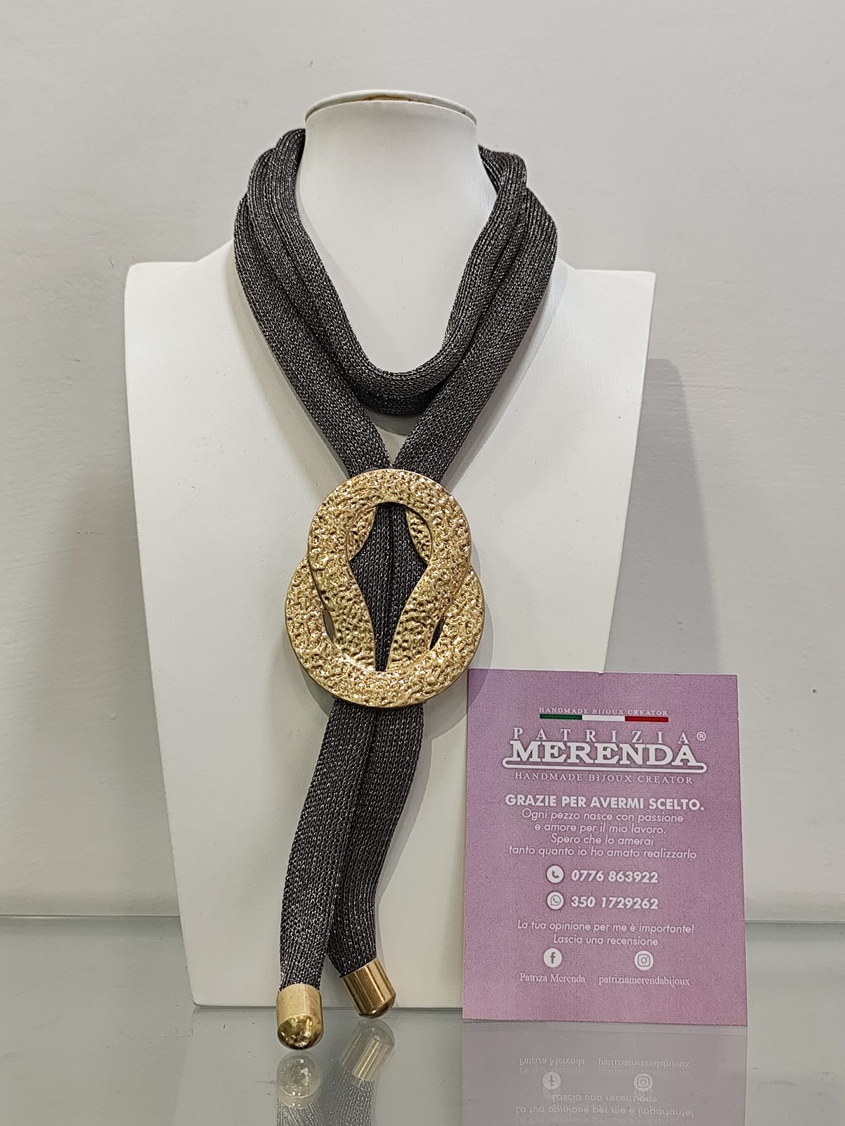 Collana con centrale in ottone